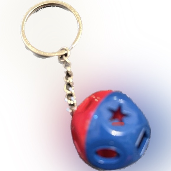 Tupperware Other - Tupperware keychain